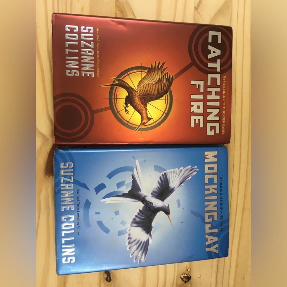 Catching Fire & Mockingjay The Hunger Games) Hardbacks Suzanne Collins School